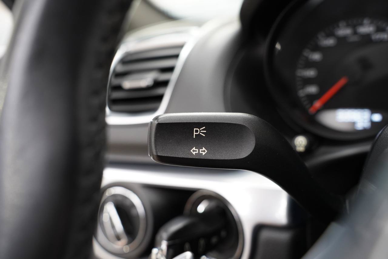 Used 2016 Porsche Boxster RWD image 18