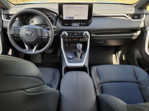 Used 2025 Toyota RAV4 XSE image 16