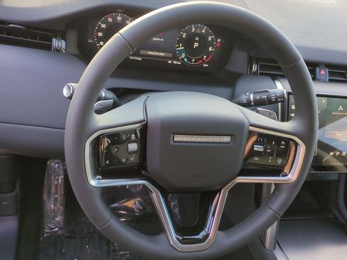 New 2025 Land Rover Discovery Sport S image 10