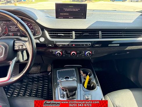 Used 2017 Audi Q7 3.0T Premium Plus w/ Premium Plus Package AWD/4WD image 18