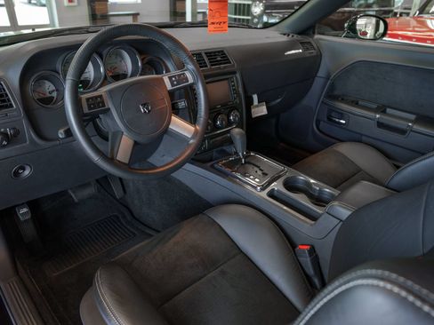 Used 2008 Dodge Challenger SRT8 RWD image 13