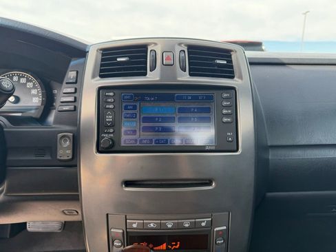 Used 2005 Cadillac XLR image 23