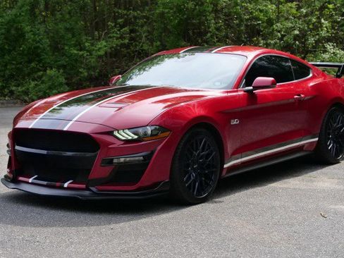 Used 2021 Ford Mustang GT Premium w/ Equipment Group 401A image 6