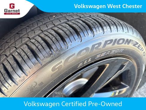Certified 2023 Volkswagen Tiguan SE R-Line FWD image 11
