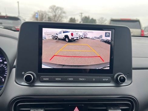 Certified 2022 Hyundai Kona SEL image 18