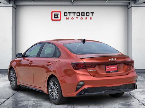 Used 2023 Kia Forte GT-Line w/ GT-Line Technology Package FWD image 3