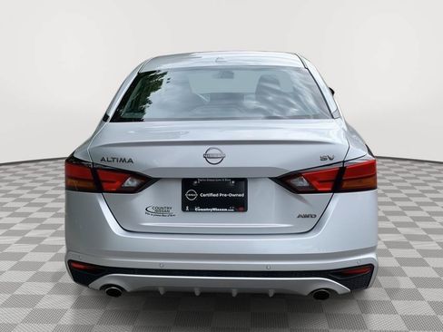 Certified 2024 Nissan Altima 2.5 SV w/ SV Premium Package AWD/4WD image 4