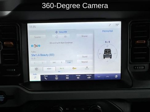 Used 2023 Ford Bronco Badlands image 17