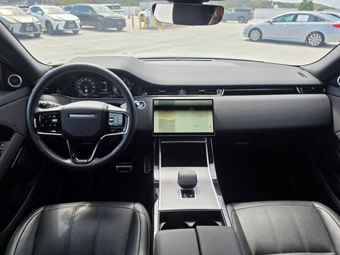 Used 2024 Land Rover Range Rover Evoque Dynamic SE AWD/4WD image 18