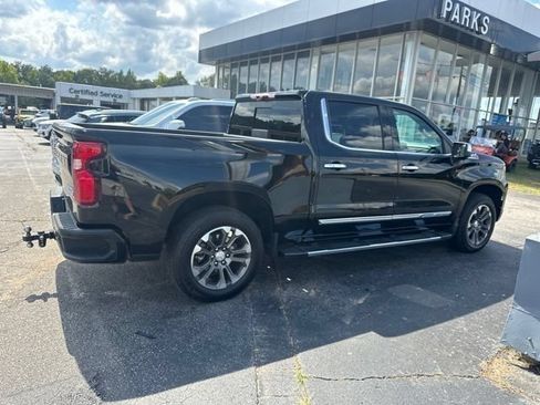 Certified 2023 Chevrolet Silverado 1500 High Country AWD/4WD image 16