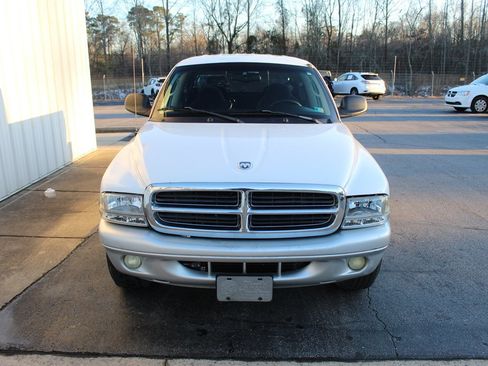 Used 2003 Dodge Dakota SLT w/ Deluxe Convenience Group image 11