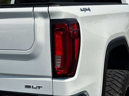 Used 2020 GMC Sierra 1500 SLT w/ SLT Premium Plus Package AWD/4WD image 24