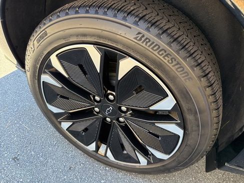 Used 2024 Chevrolet Blazer EV RS image 33