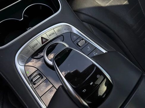 Used 2019 Mercedes-Benz S 560 Sedan image 22