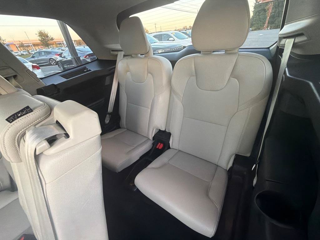 Used 2019 Volvo XC90 T6 Momentum w/ Protection Package Premier AWD/4WD image 19