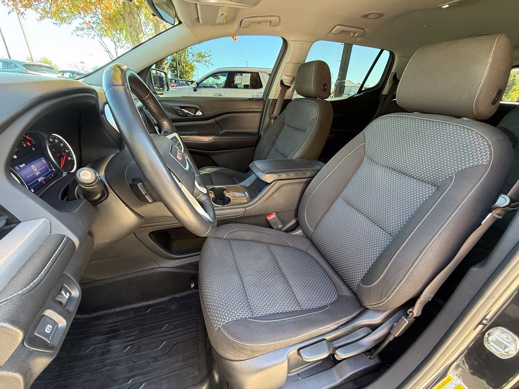 Used 2020 GMC Acadia SLE w/ LPO, Floor Liner Package FWD image 26