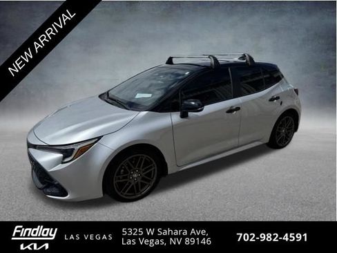 Used 2025 Toyota Corolla Hatchback FWD image 1