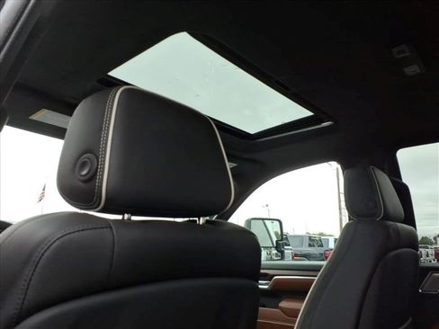 New 2026 GMC Sierra 2500 Denali Ultimate image 15