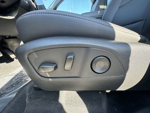 New 2026 GMC Acadia Elevation AWD/4WD image 14