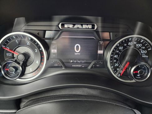 Used 2020 RAM 3500 Laramie image 10