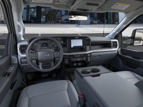 New 2026 Ford F550 4x4 Crew Cab image 2