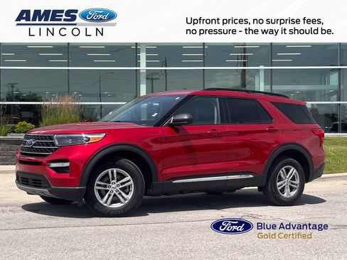 Certified 2023 Ford Explorer XLT w/ Equipment Group 202A AWD/4WD image 1
