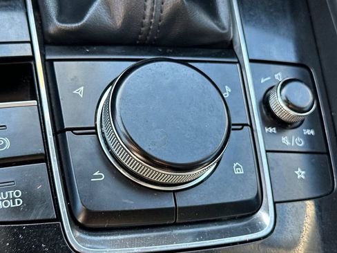 Used 2021 MAZDA MAZDA3 s image 29