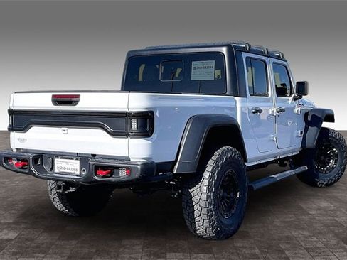 Used 2024 Jeep Gladiator Rubicon w/ Convenience Group image 2
