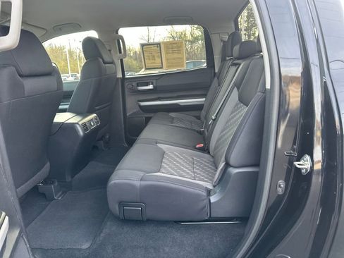Used 2018 Toyota Tundra SR5 image 16