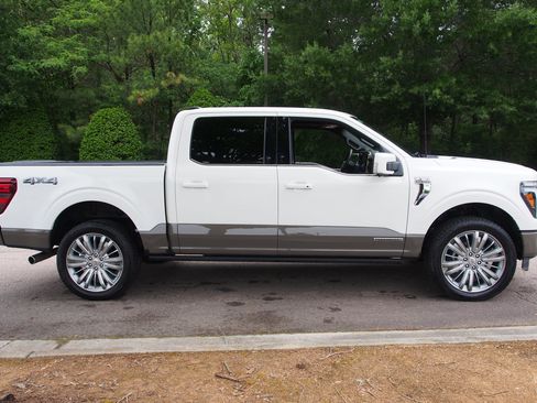 Certified 2025 Ford F150 King Ranch AWD/4WD image 9
