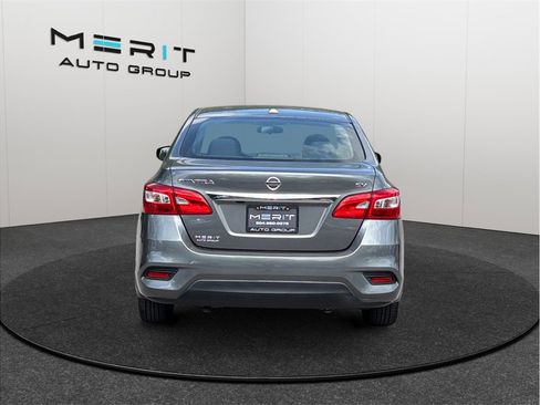 Used 2017 Nissan Sentra SV w/ Style Package image 8