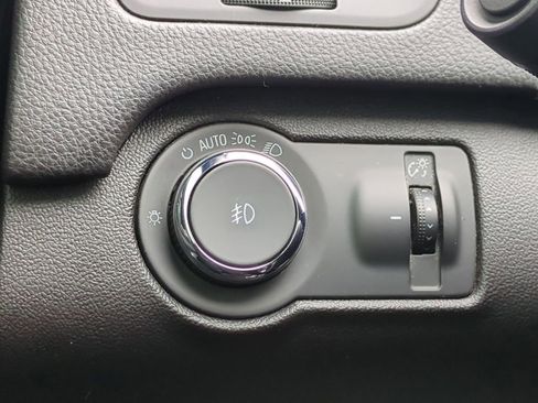 Used 2016 Buick Regal Premium w/ Driver Confidence Package #1 image 18