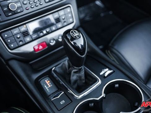 Used 2014 Maserati GranTurismo Sport RWD image 12