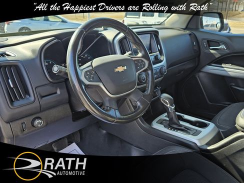 Used 2022 Chevrolet Colorado LT w/ Fleet Safety Package image 10