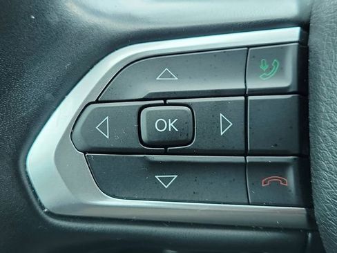 Used 2022 Jeep Compass Latitude w/ Convenience Group image 24