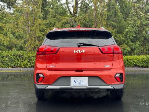 Used 2022 Kia Niro LXS image 16