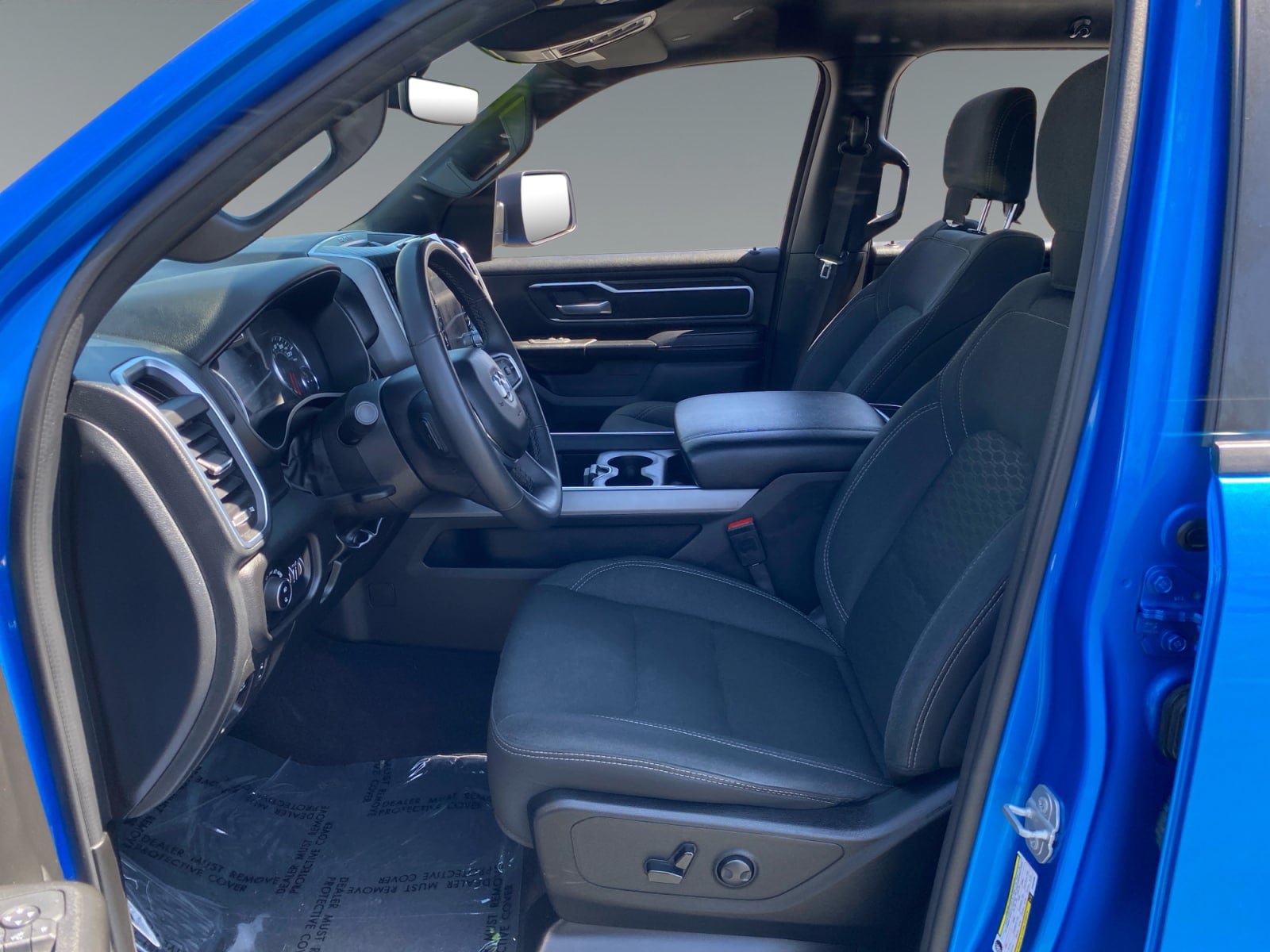 Used 2025 RAM 1500 Big Horn AWD/4WD image 9