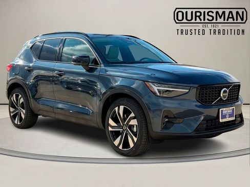 New 2026 Volvo XC40 B5 Ultra w/ Protection Package Premier AWD/4WD image 1