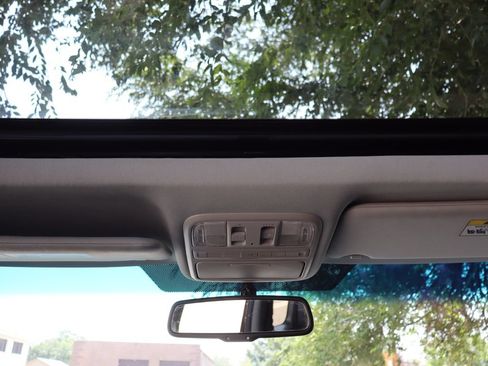 Used 2013 Honda Pilot Touring image 30