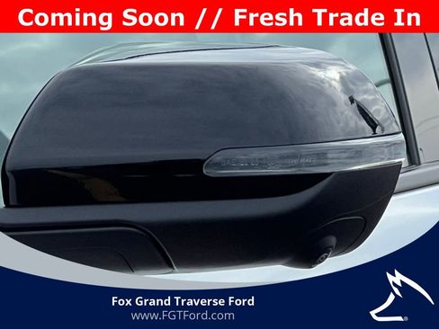 Used 2024 Chevrolet Traverse RS image 37