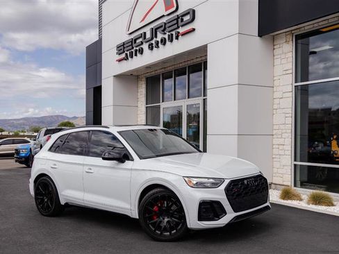 Used 2022 Audi SQ5 Premium Plus w/ Premium Plus Package AWD/4WD image 1