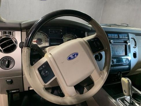 Used 2014 Ford Expedition EL Limited w/ Equipment Group 301A AWD/4WD image 14
