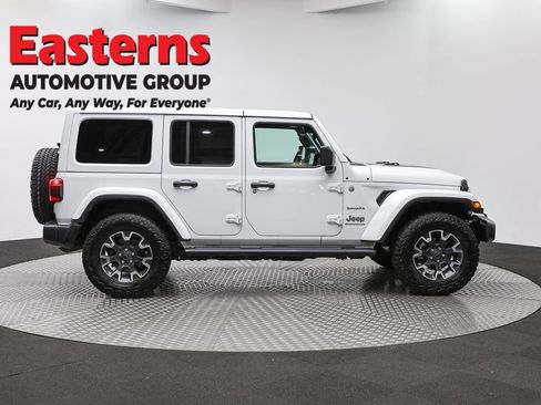 Used 2024 Jeep Wrangler Unlimited Sahara w/ Dual Top Group AWD/4WD image 4