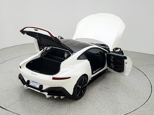 Used 2020 Aston Martin V8 Vantage Coupe RWD image 39