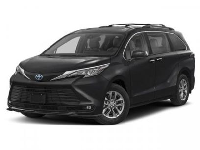 New 2025 Toyota Sienna XLE