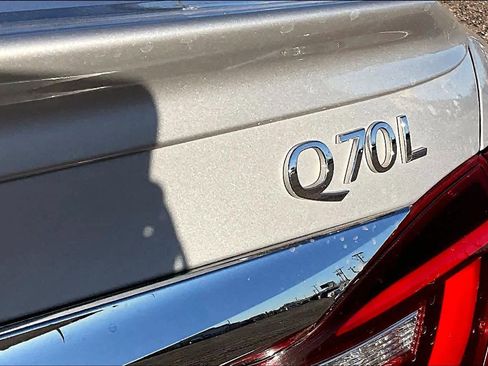 Used 2019 INFINITI Q70 L 3.7 w/ Sensory Package image 29