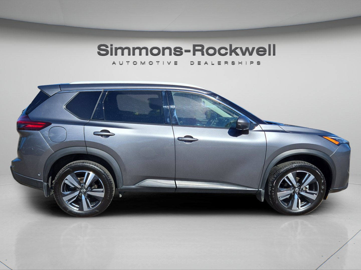 Used 2025 Nissan Rogue SL w/ SL Premium Package AWD/4WD image 6