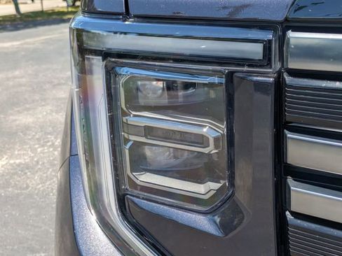 Used 2026 GMC Sierra 1500 AT4 w/ AT4 Premium Package AWD/4WD image 10