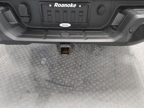 Used 2022 Ford Ranger XLT w/ Equipment Group 301A Mid image 11