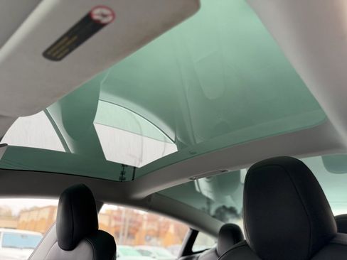 Used 2019 Tesla Model 3 Long Range image 50